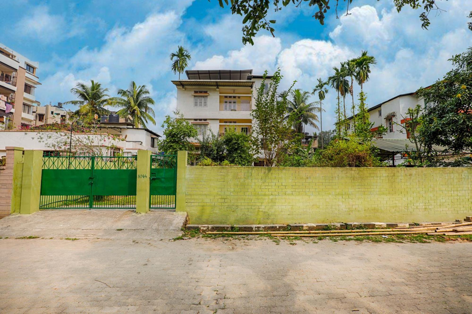 Green Vista Homestay Гувахати Экстерьер фото
